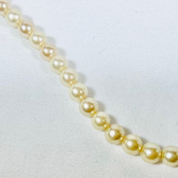 Vintage Faux Pearl Graduated Hand Knotted Necklace Jewelry 13" - Picture 4 of 5